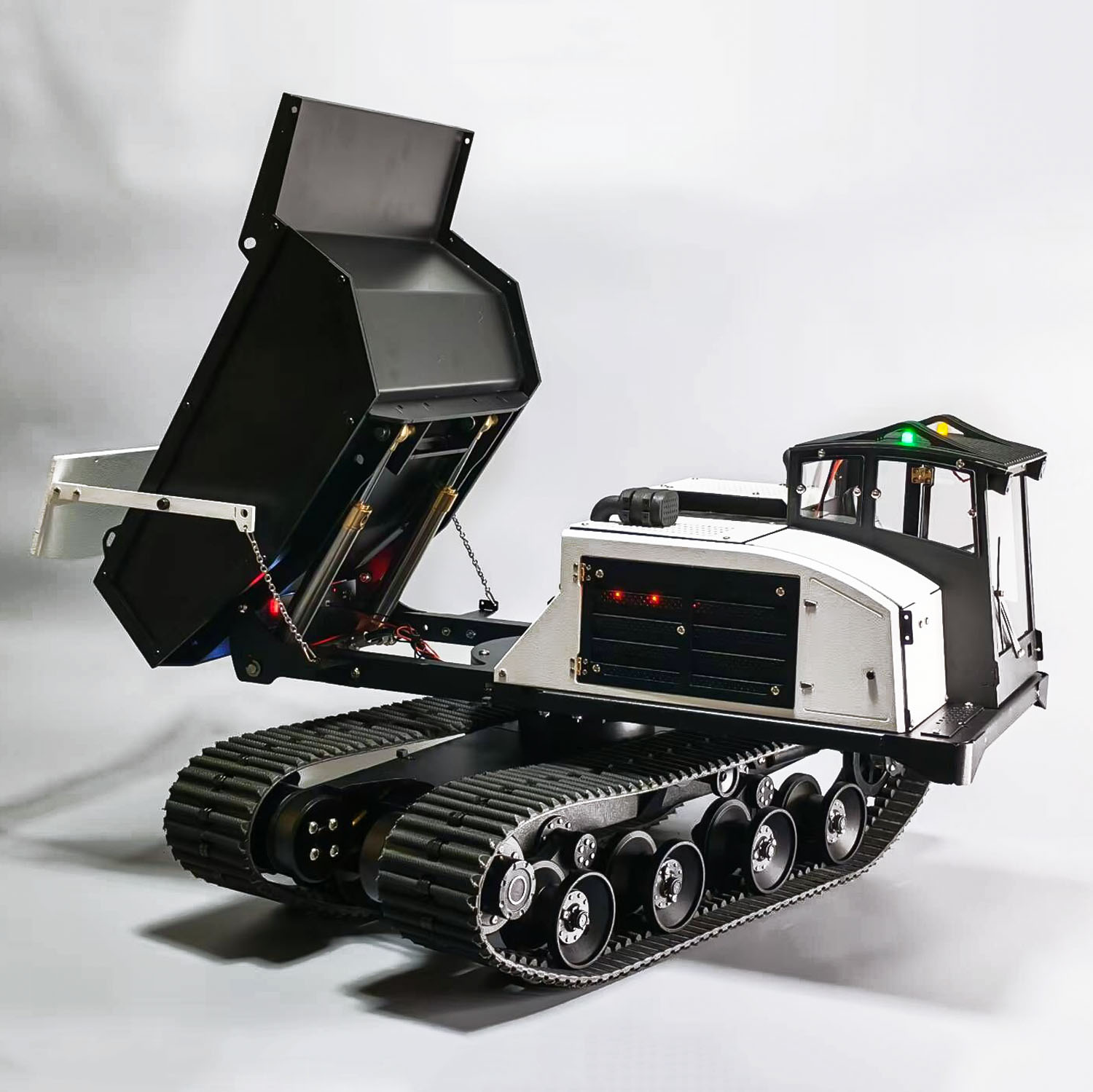 T14R WKLC 1/14 Metalowy hydrau – Rc Hobby Track recenzja i cena